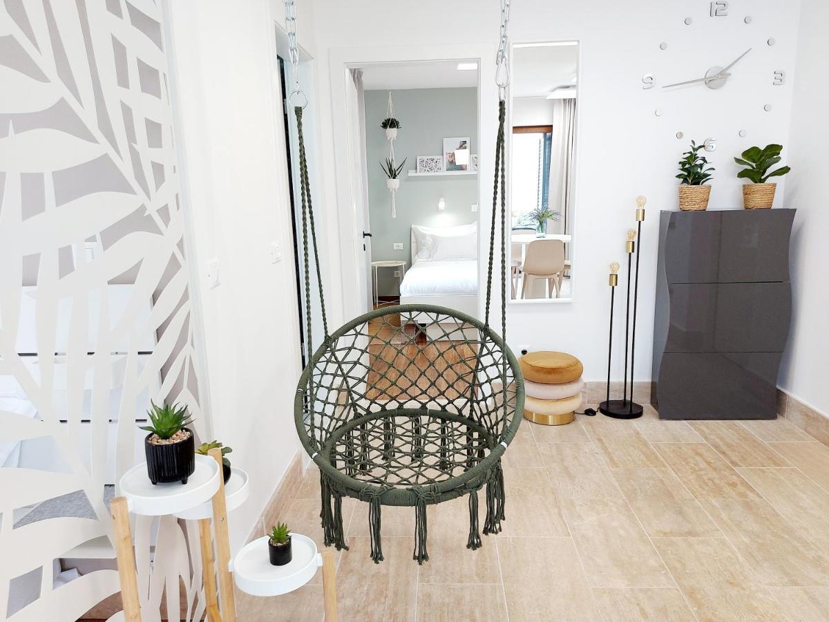 Apartment Emily Слатине Экстерьер фото